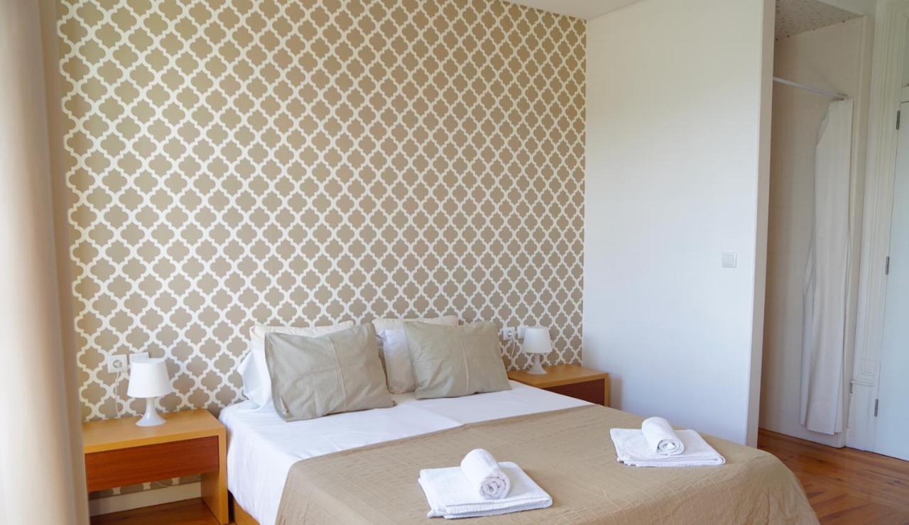 Hostel Casa Do Pinheiro Lagares da Beira ภายนอก รูปภาพ