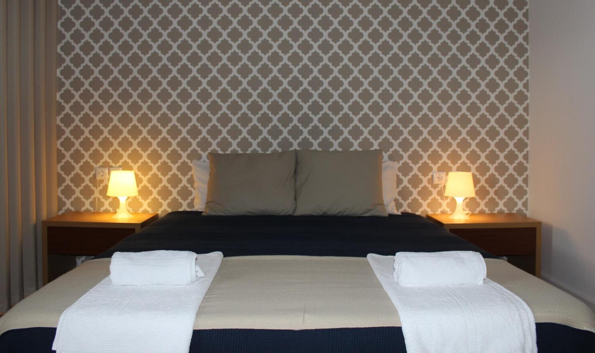 Hostel Casa Do Pinheiro Lagares da Beira ภายนอก รูปภาพ