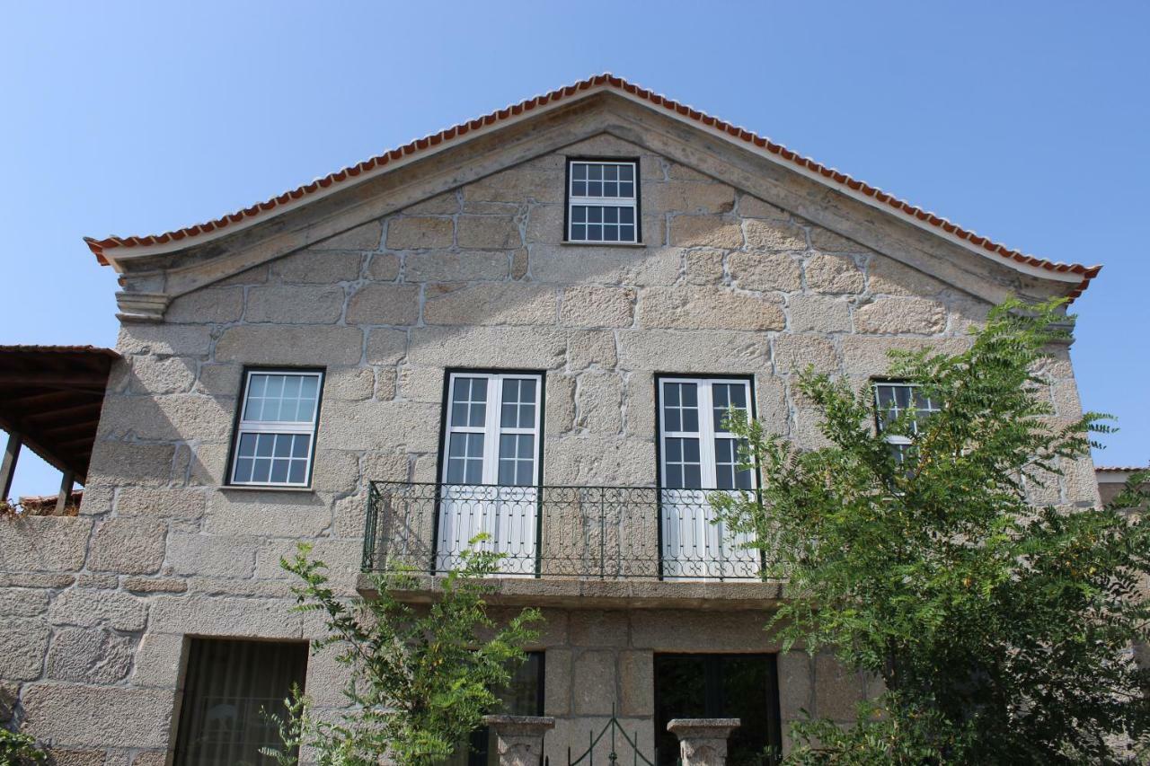 Hostel Casa Do Pinheiro Lagares da Beira ภายนอก รูปภาพ